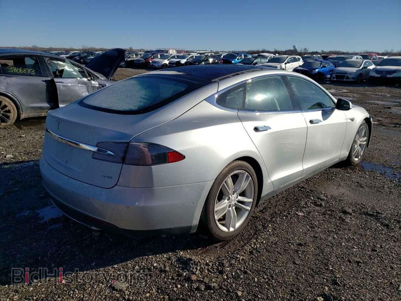 2015 TESLA MODEL S - VIN: 5YJSA1E28FF114618 - Photo 3