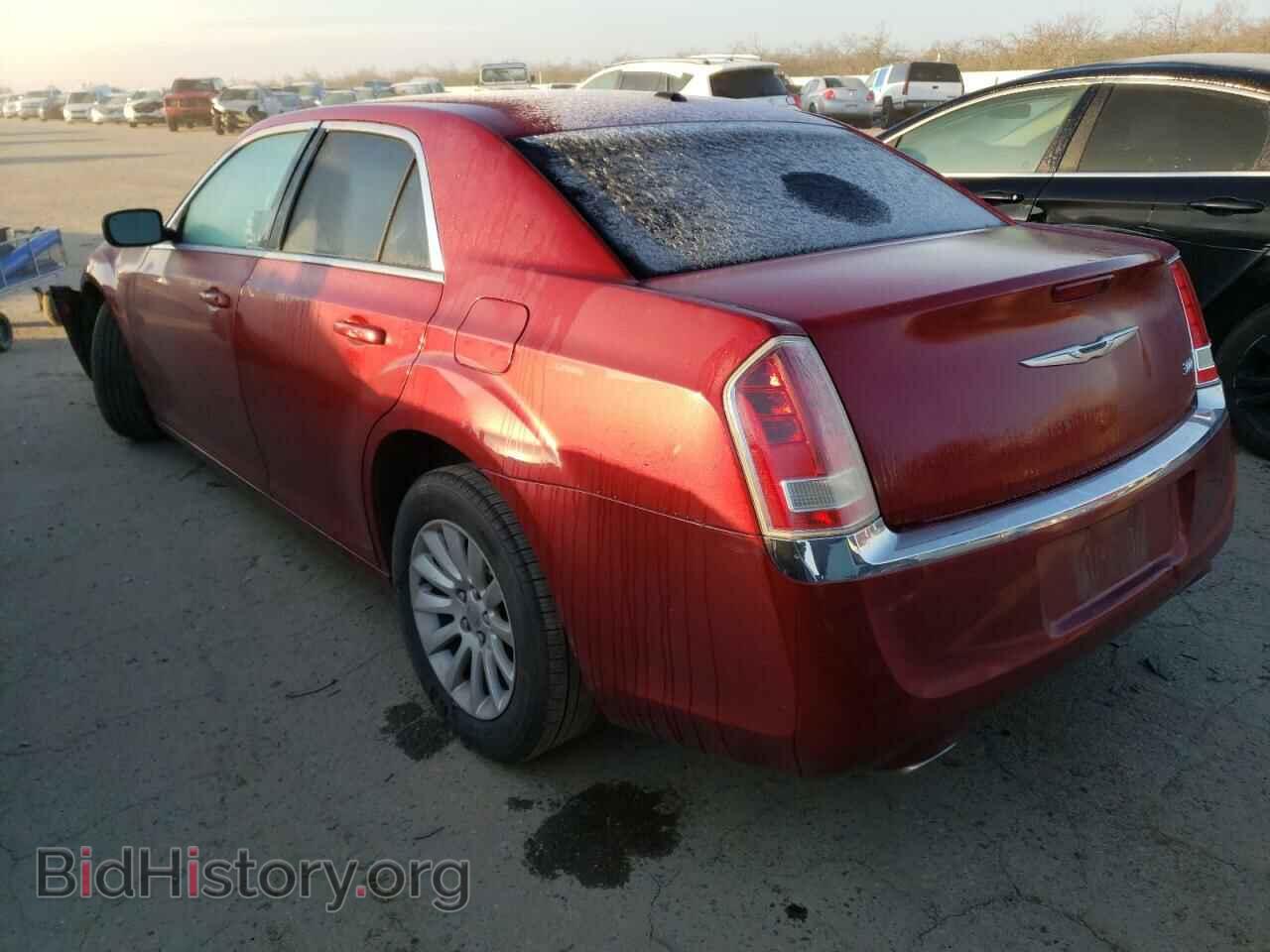 2012 CHRYSLER 300 - VIN: 2C3CCAAG4CH142362 - Фото 2
