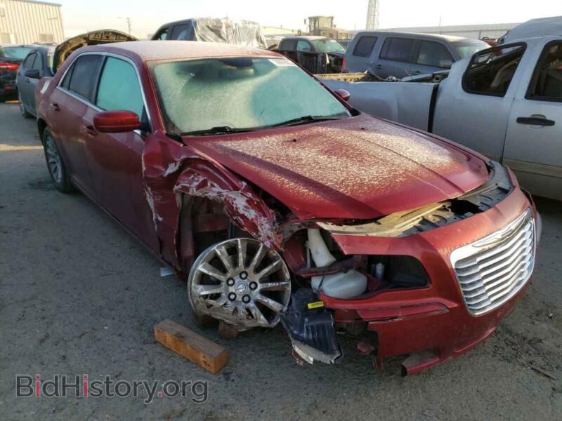 2012 Chrysler 300 (VIN 2C3CCAAG4CH142362) — photo 4 of 12
