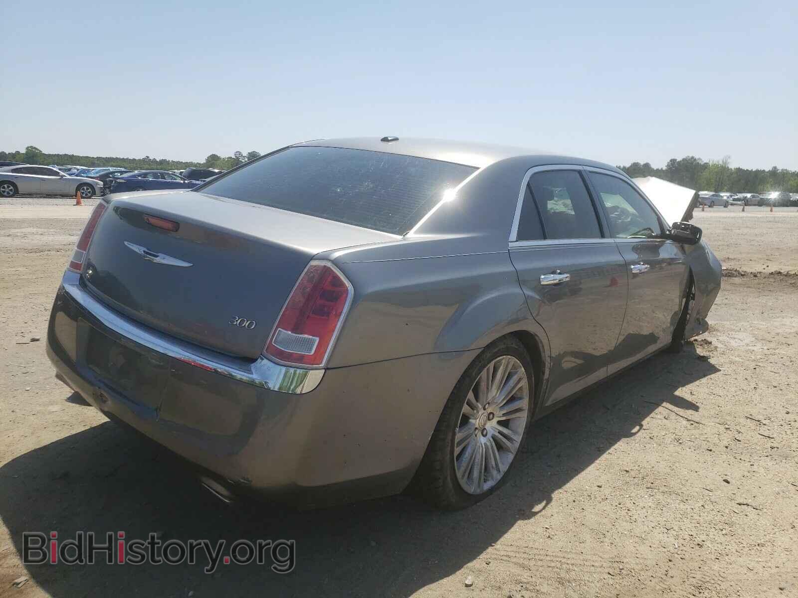 2011 CHRYSLER 300 - VIN: 2C3CA5CG4BH585197 - Фото 4