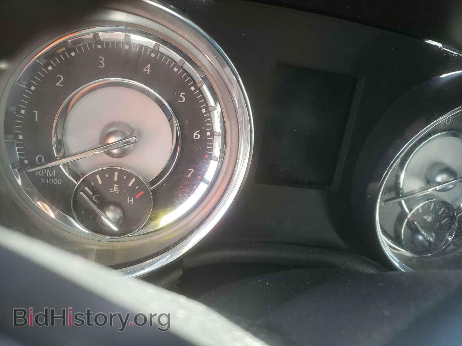 2011 CHRYSLER 300 - VIN: 2C3CA5CG4BH585197 - Фото 8