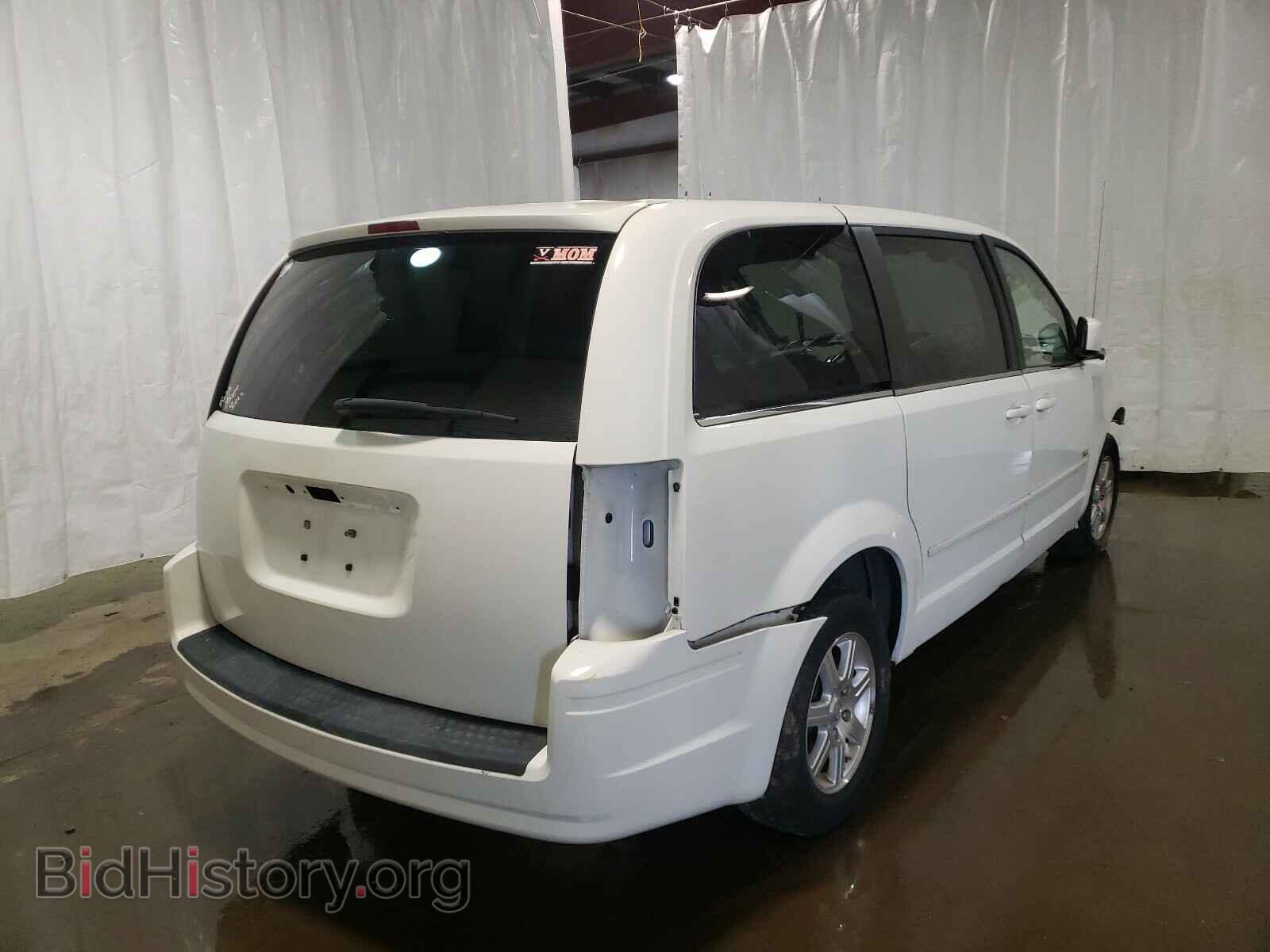 2008 CHRYSLER MINIVAN - VIN: 2A8HR54P88R711114 - Фото 4