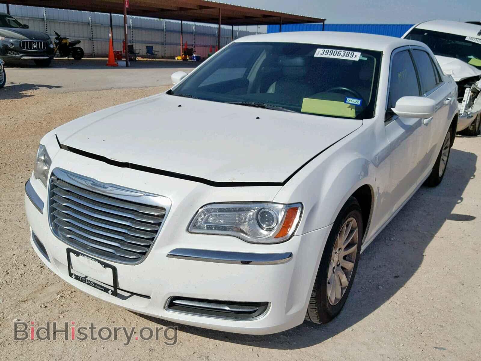 2014 CHRYSLER 300 - VIN: 2C3CCAAG7EH327153 - Фото 2