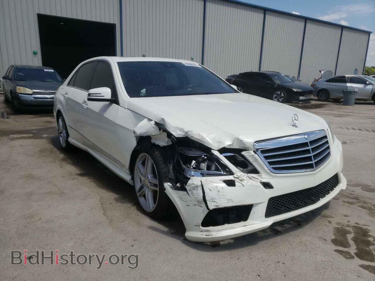 Photo WDDHF5KB2DA666134 - MERCEDES-BENZ E-CLASS 2013