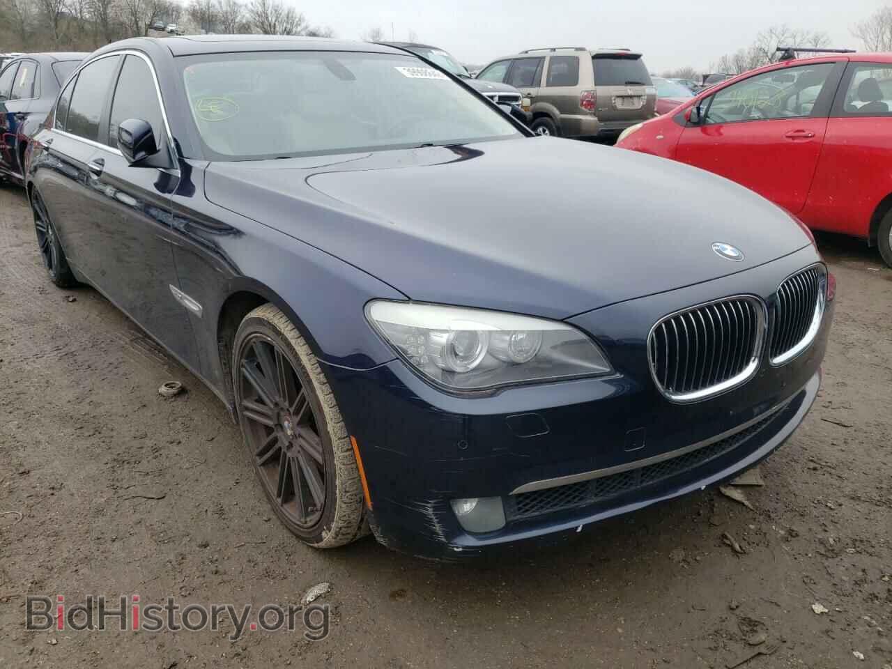 Фотография WBAKC8C59CC437324 - BMW 7 SERIES 2012