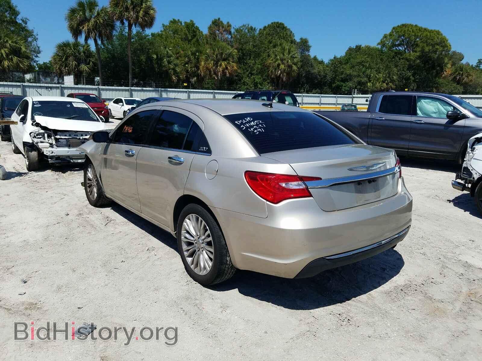2013 CHRYSLER 200 - VIN: 1C3CCBAB6DN671427 - Photo 3