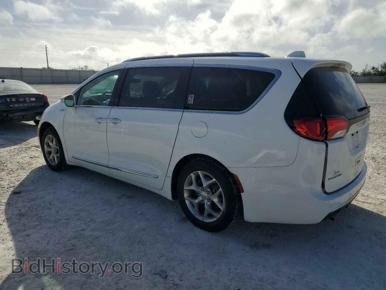 2020 CHRYSLER PACIFICA - VIN: 2C4RC1GG6LR249825 - Фото 2