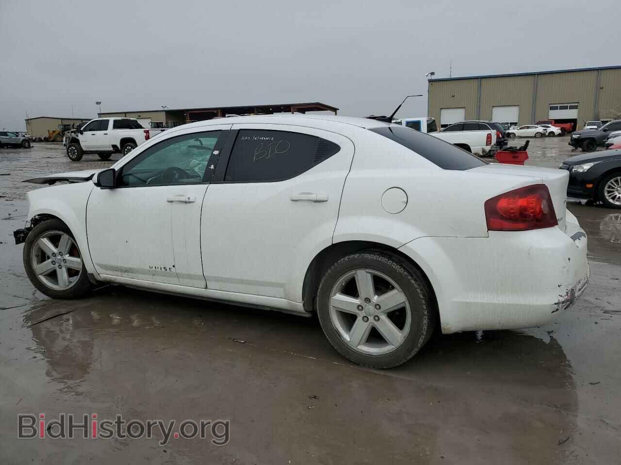 2011 DODGE AVENGER - VIN: 1B3BD1FB1BN559267 - Photo 2