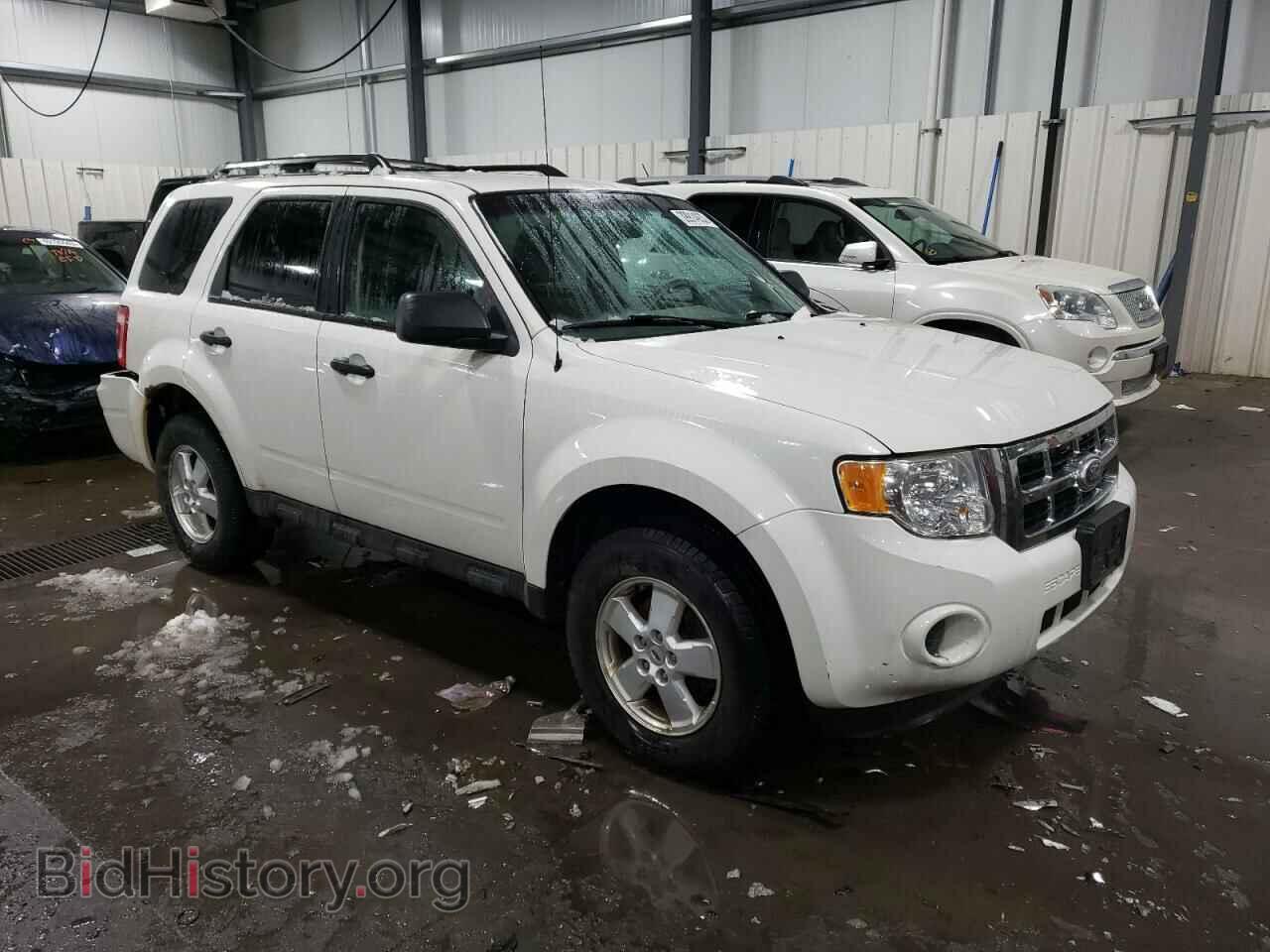 2010 FORD ESCAPE - VIN: 1FMCU0C77AKD12070 - Фото 4