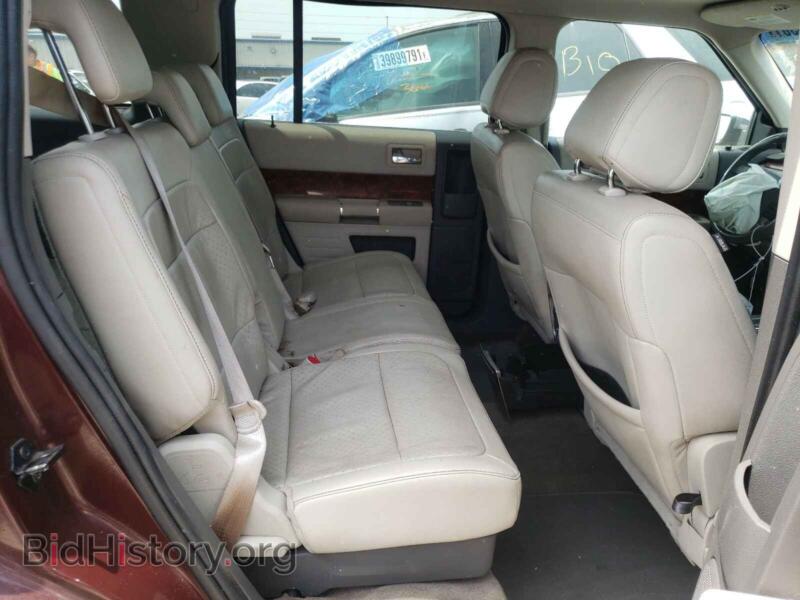 2011 Ford FLEX (VIN 2FMGK5DC0BBD17932) — photo 6 of 10