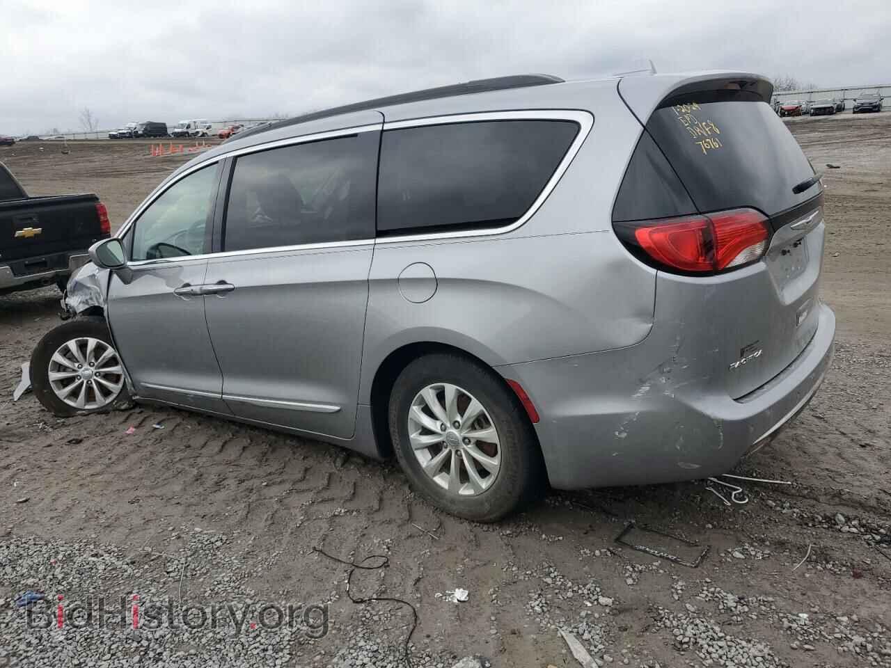 2017 CHRYSLER PACIFICA - VIN: 2C4RC1BG8HR795668 - Photo 2