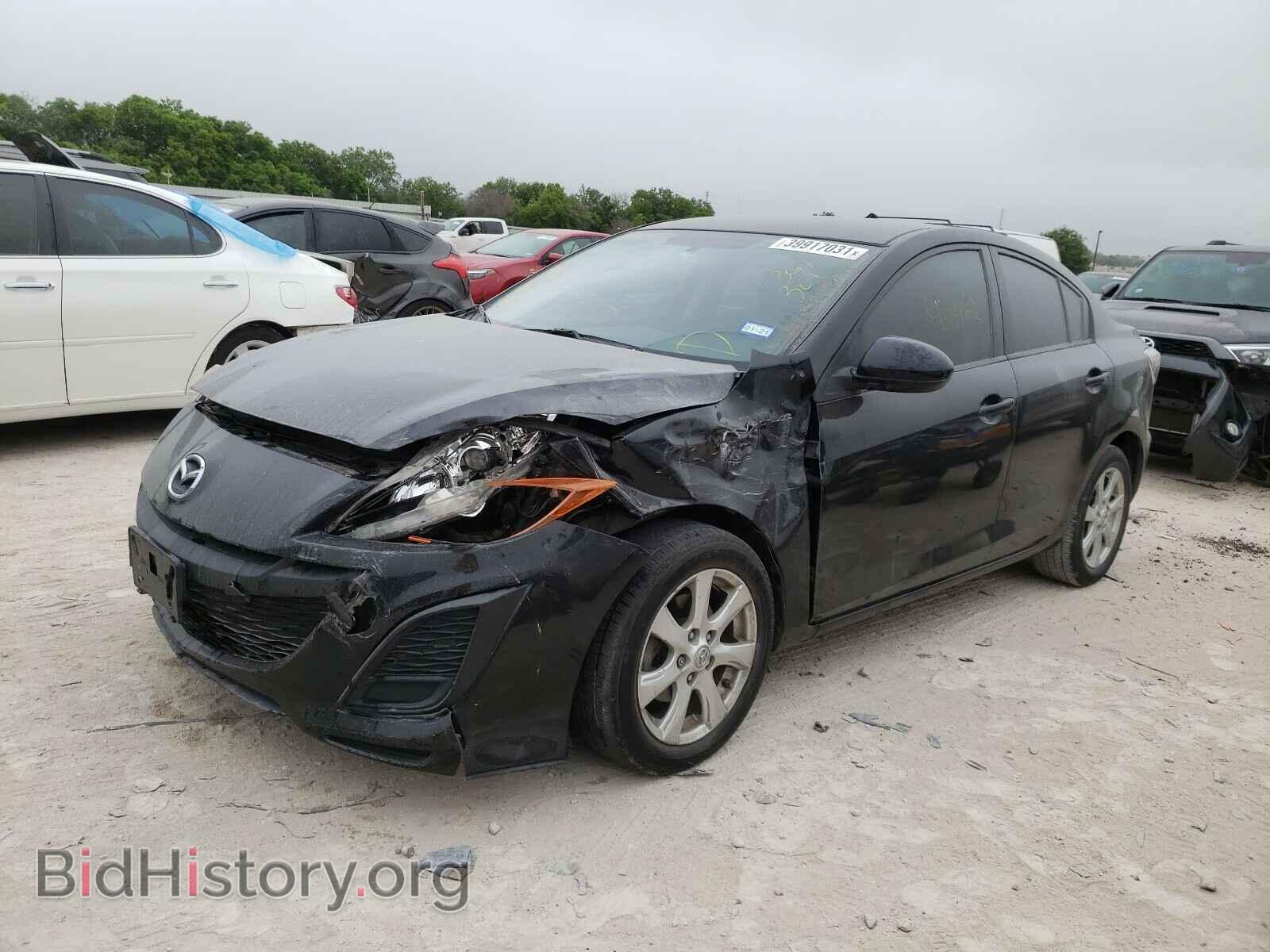 2011 MAZDA 3 - VIN: JM1BL1VF6B1367307 - Фото 2