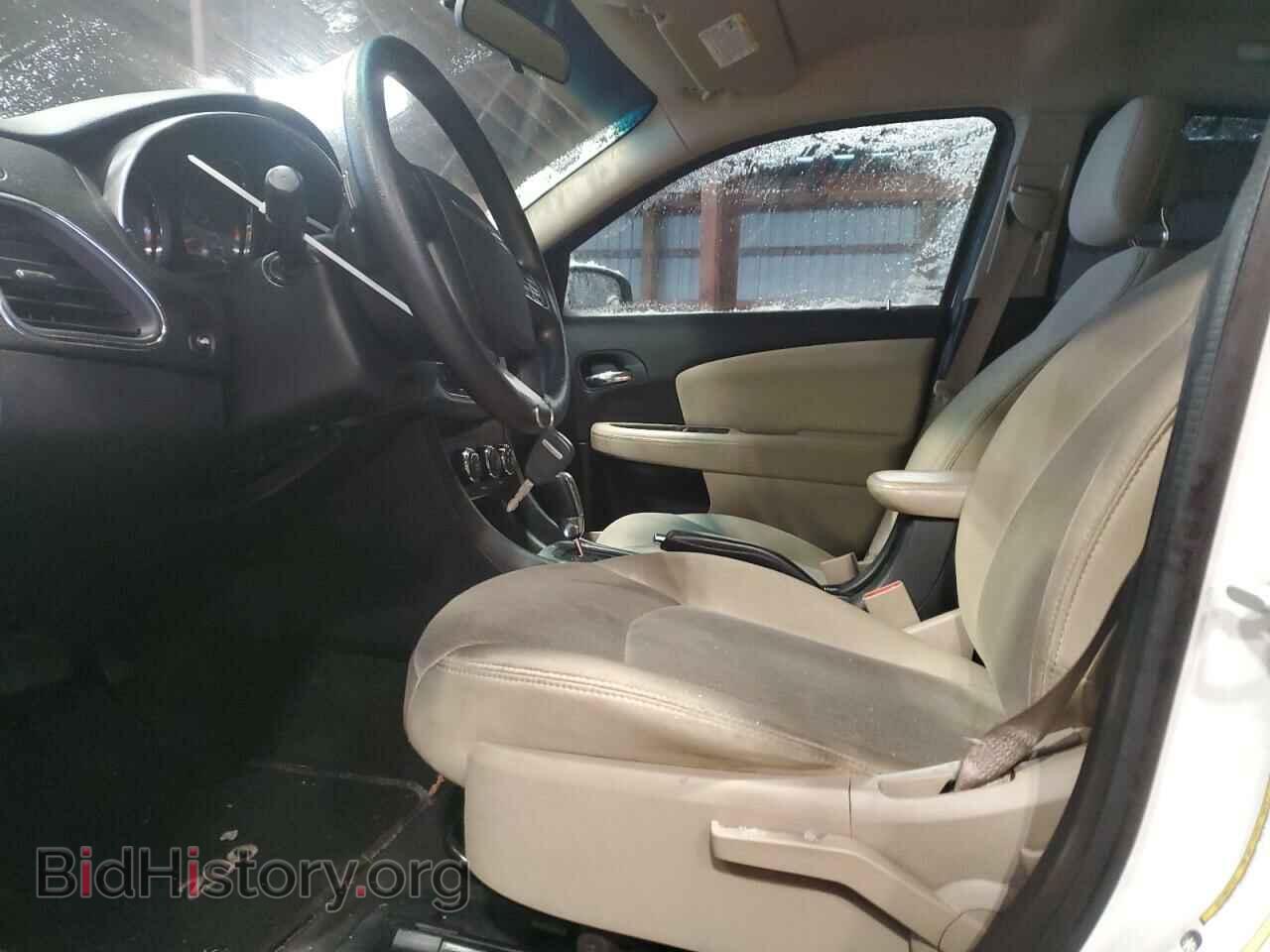 2012 CHRYSLER 200 - VIN: 1C3CCBAB6CN282978 - Photo 7