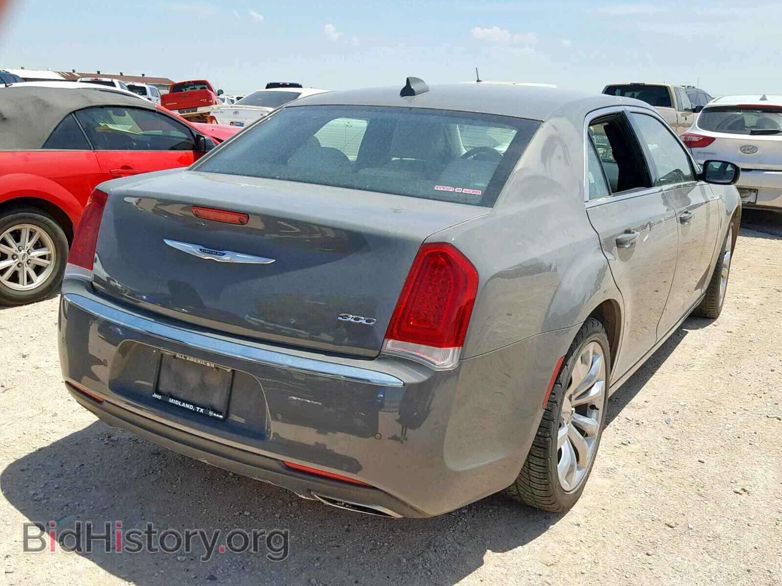 2017 CHRYSLER 300 - VIN: 2C3CCAAG0HH626908 - Фото 4