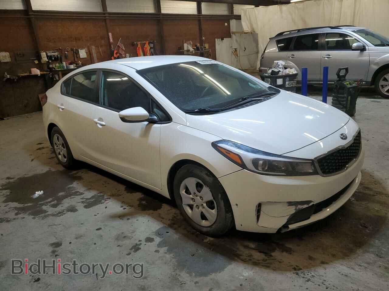 2017 KIA FORTE - VIN: 3KPFK4A74HE045355 - Фото 4