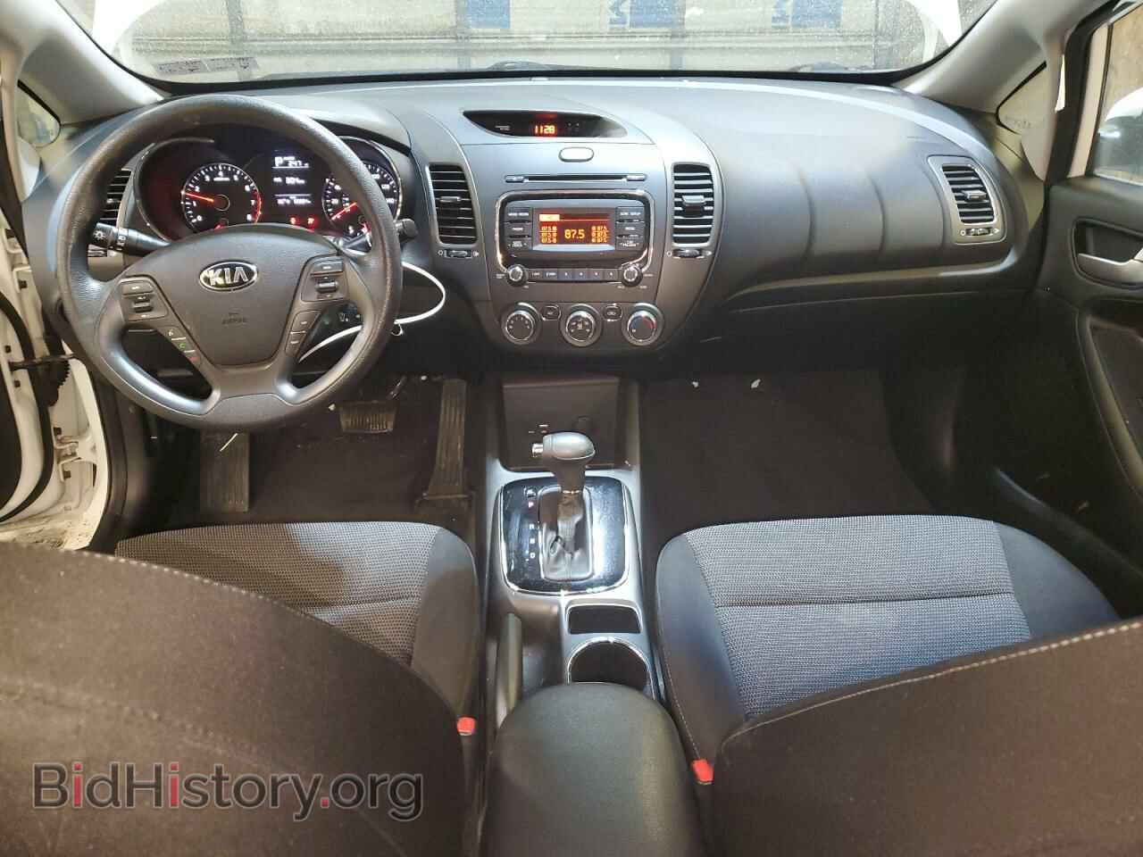 2017 KIA FORTE - VIN: 3KPFK4A74HE045355 - Фото 8