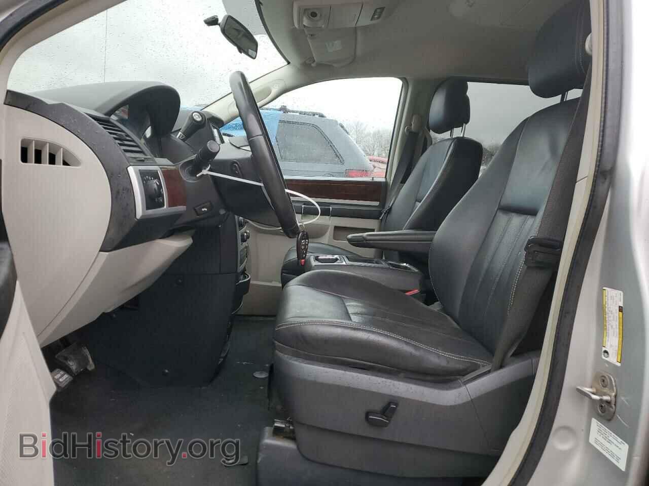 2010 CHRYSLER MINIVAN - VIN: 2A4RR8DX9AR321488 - Фото 7
