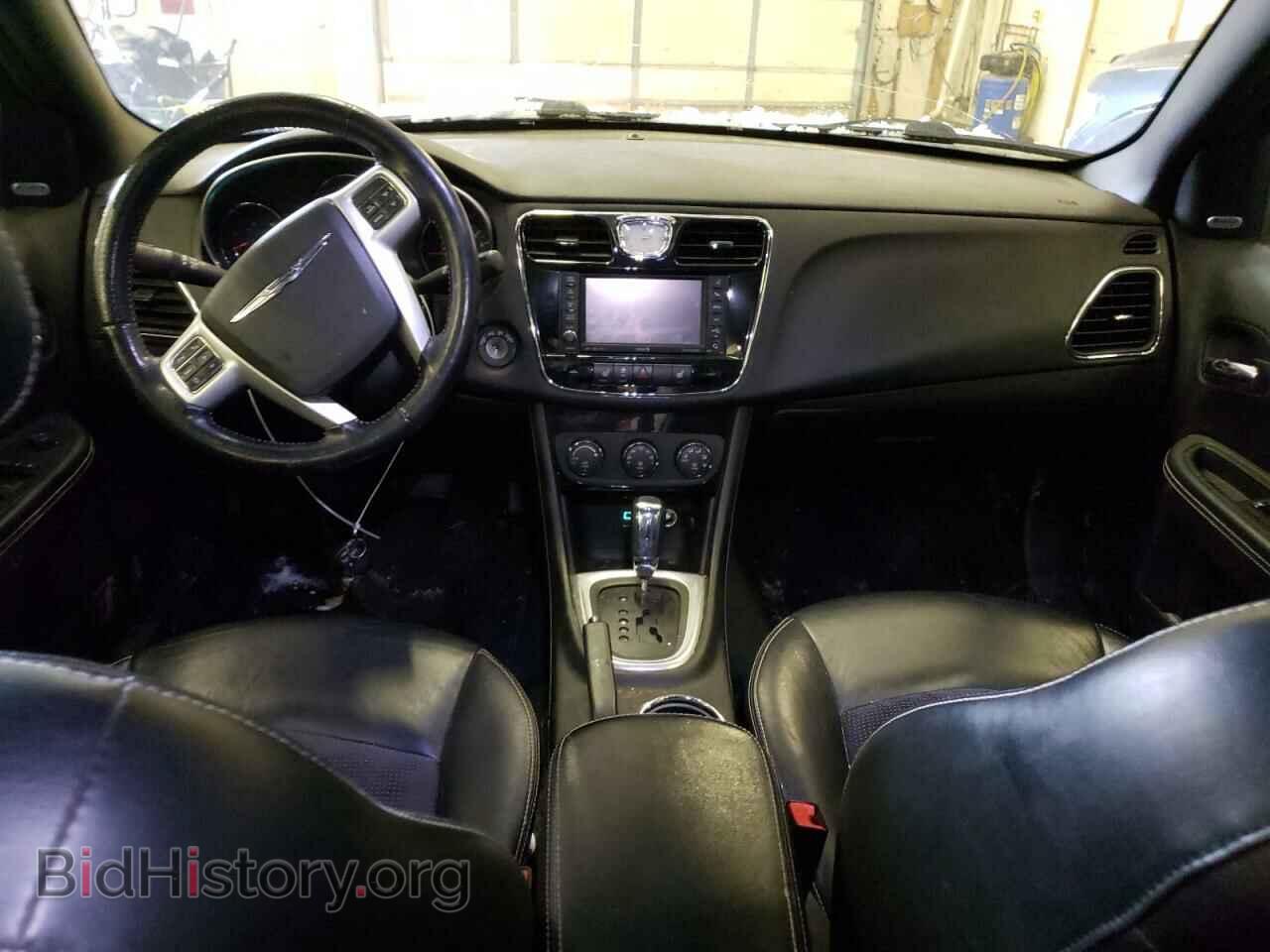 2012 CHRYSLER 200 - VIN: 1C3CCBHG0CN124282 - Фото 8