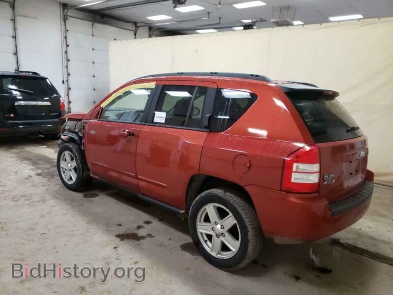2010 Jeep COMPASS (VIN 1J4NF4FB2AD536716) — фото 3 из 10