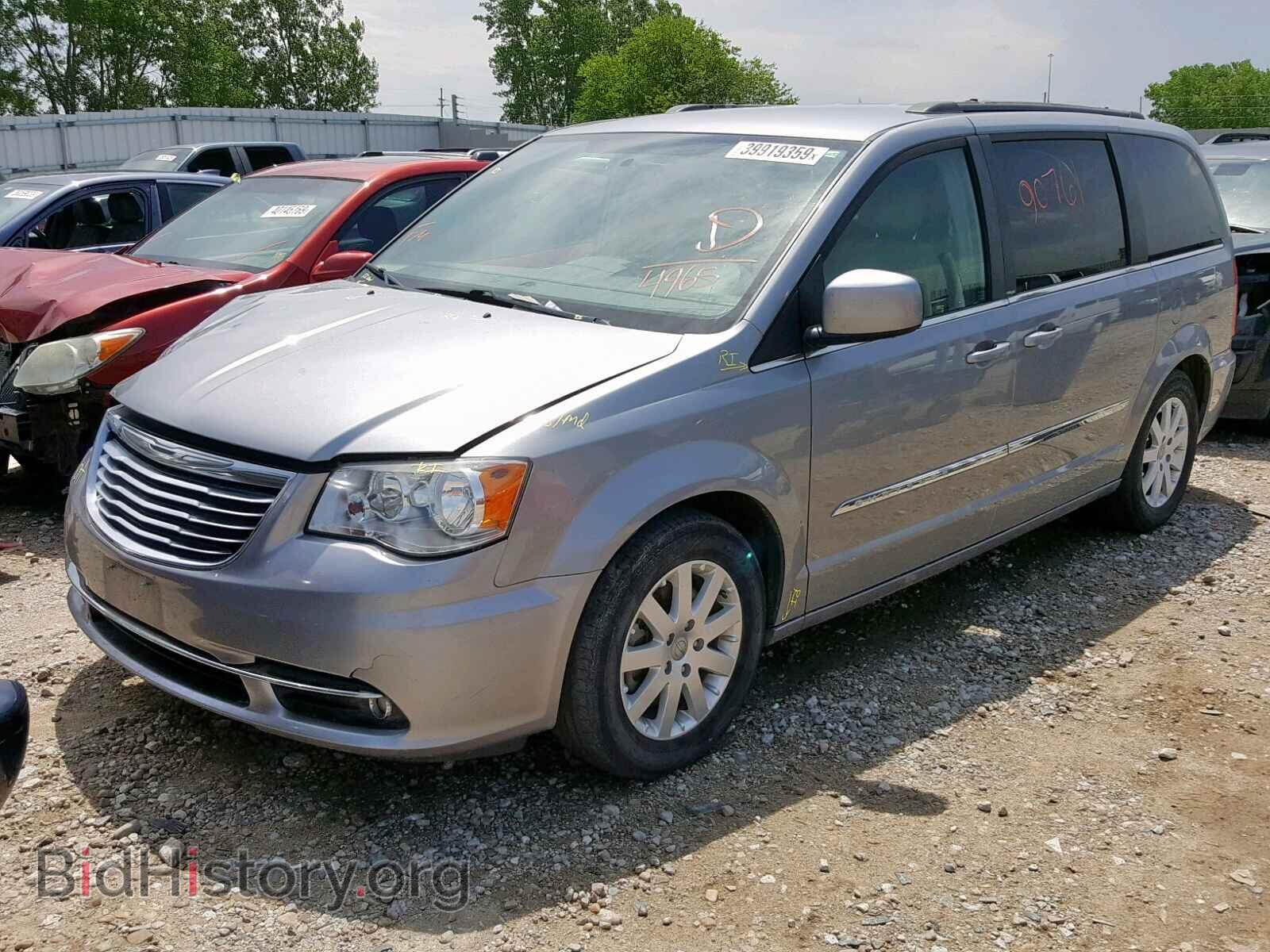 2013 CHRYSLER TOWN & COU - VIN: 2C4RC1BG3DR664965 - Фото 2