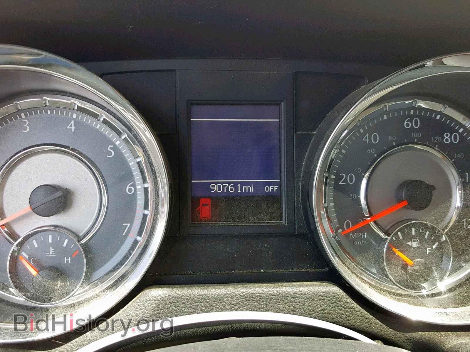 2013 CHRYSLER TOWN & COU - VIN: 2C4RC1BG3DR664965 - Фото 8