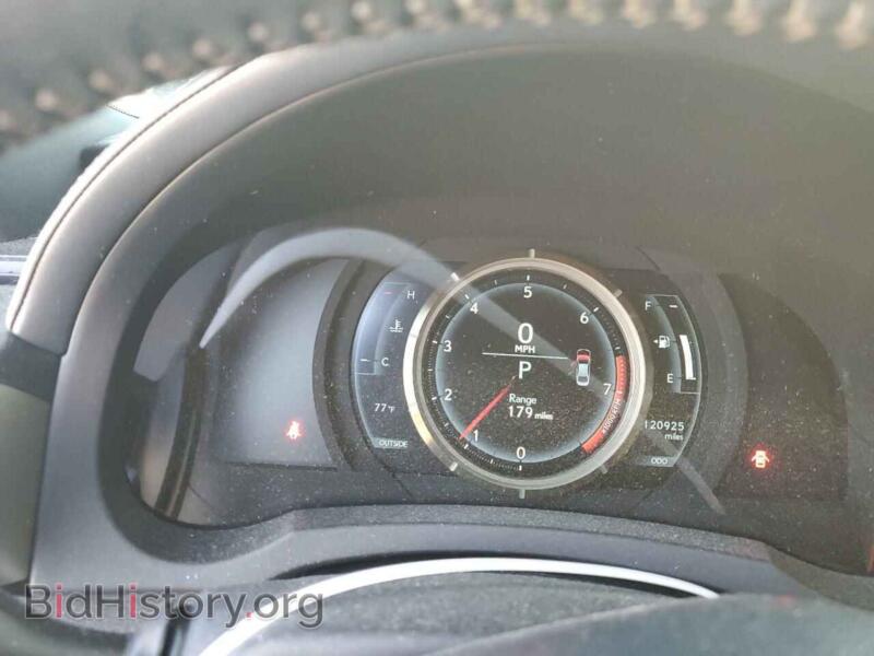 2014 Lexus IS (VIN JTHBE1D27E5005765) — фото 9 из 12