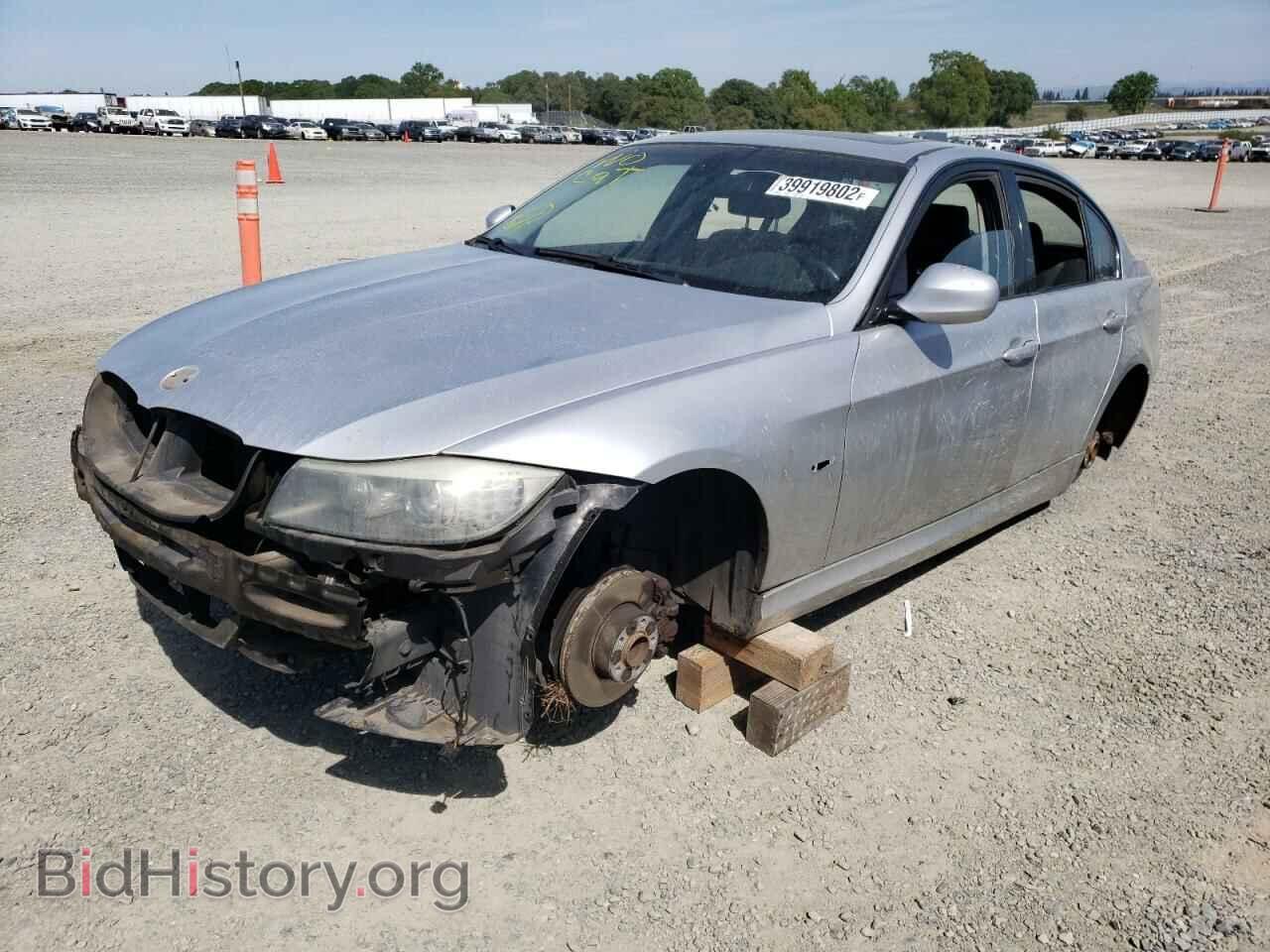 2009 BMW 3 SERIES - VIN: WBAPH53559A436018 - Фото 2