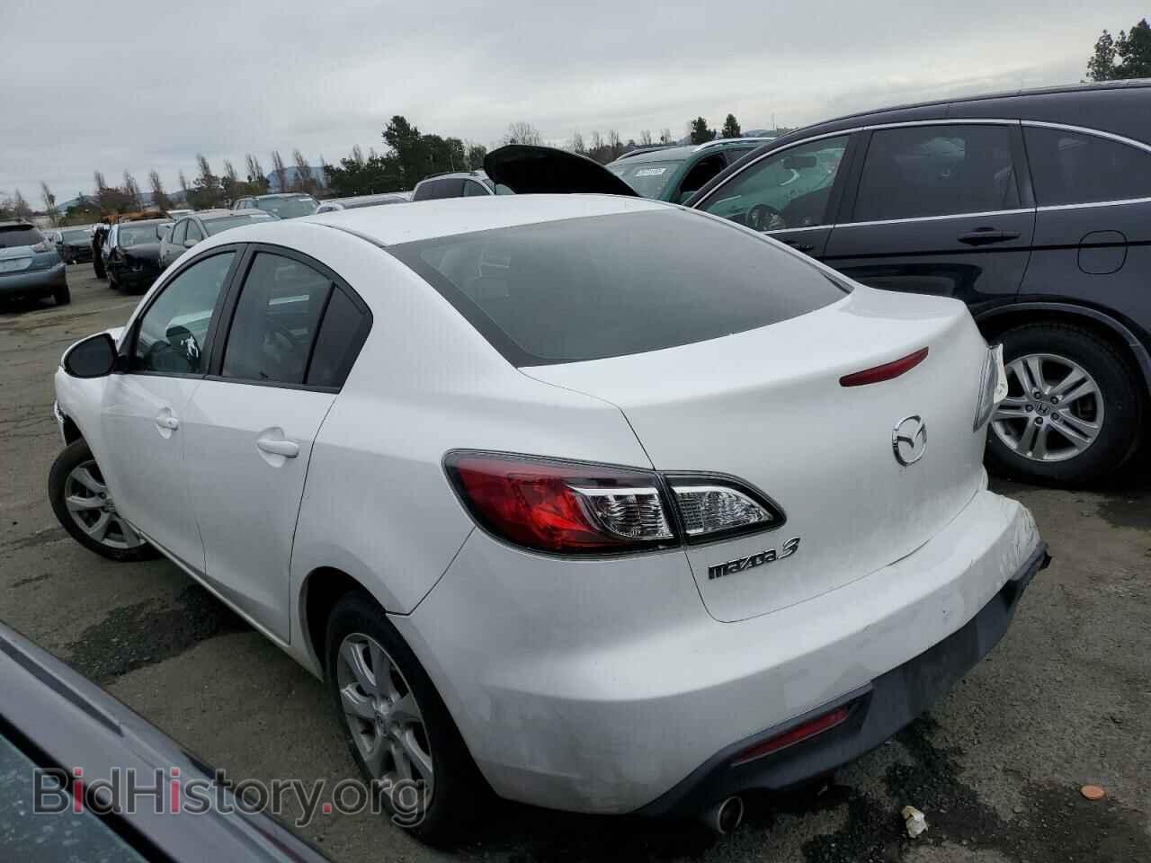 2011 MAZDA 3 - VIN: JM1BL1VG4B1363409 - Фото 2