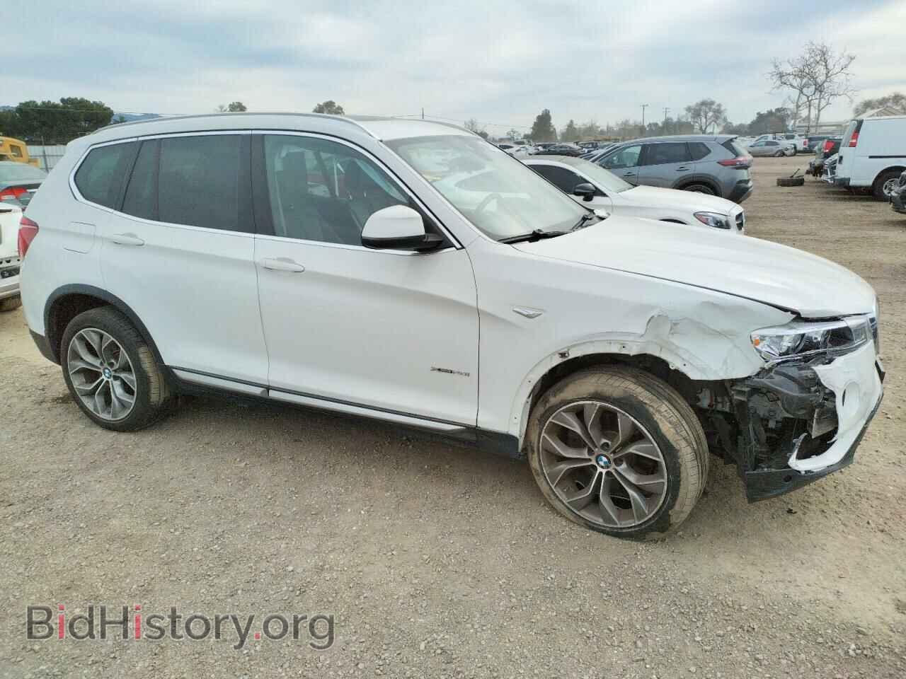2017 BMW X3 - VIN: 5UXWX9C30H0W79777 - Фото 4