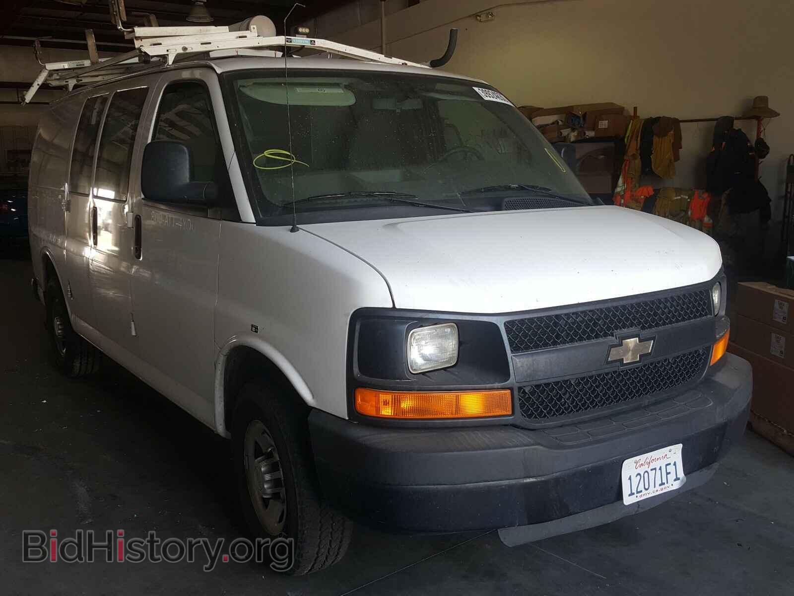 Photo 1GCWGFCB8C1124067 - CHEVROLET EXPRESS 2012
