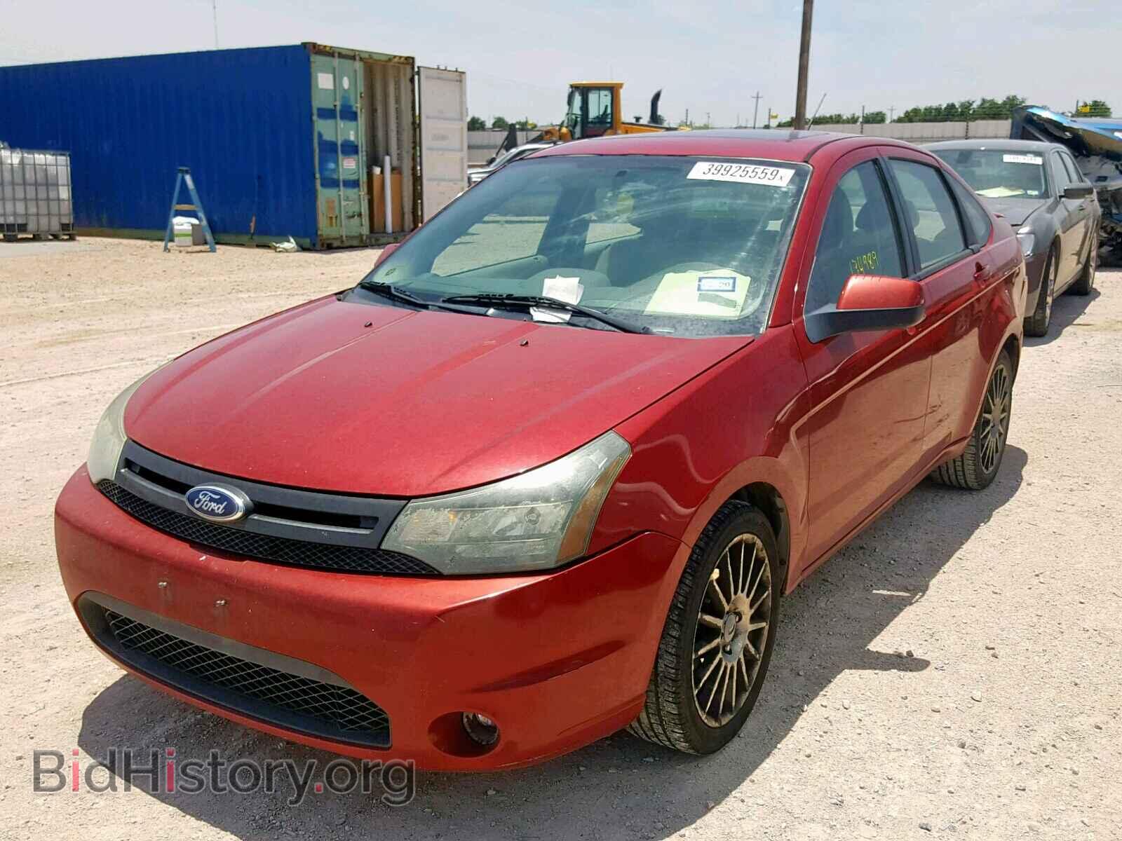 2011 FORD FOCUS - VIN: 1FAHP3GN9BW151541 - Фото 2