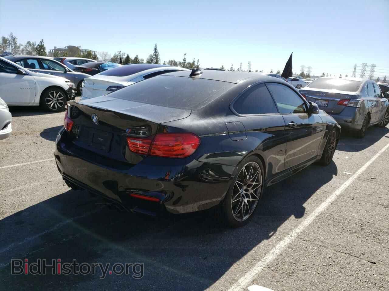 2017 BMW M4 - VIN: WBS3R9C38HA014045 - Фото 3