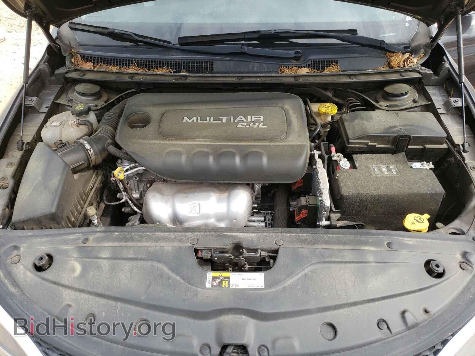 2016 CHRYSLER 200 - VIN: 1C3CCCAB4GN188268 - Фото 7