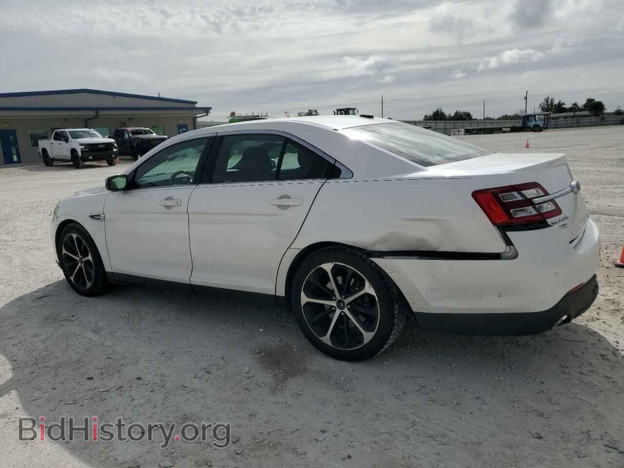 2014 FORD TAURUS - VIN: 1FAHP2F8XEG117273 - Фото 2