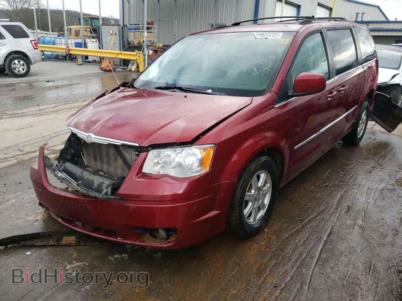 2010 CHRYSLER MINIVAN - VIN: 2A4RR8D13AR494824 - Фото 2