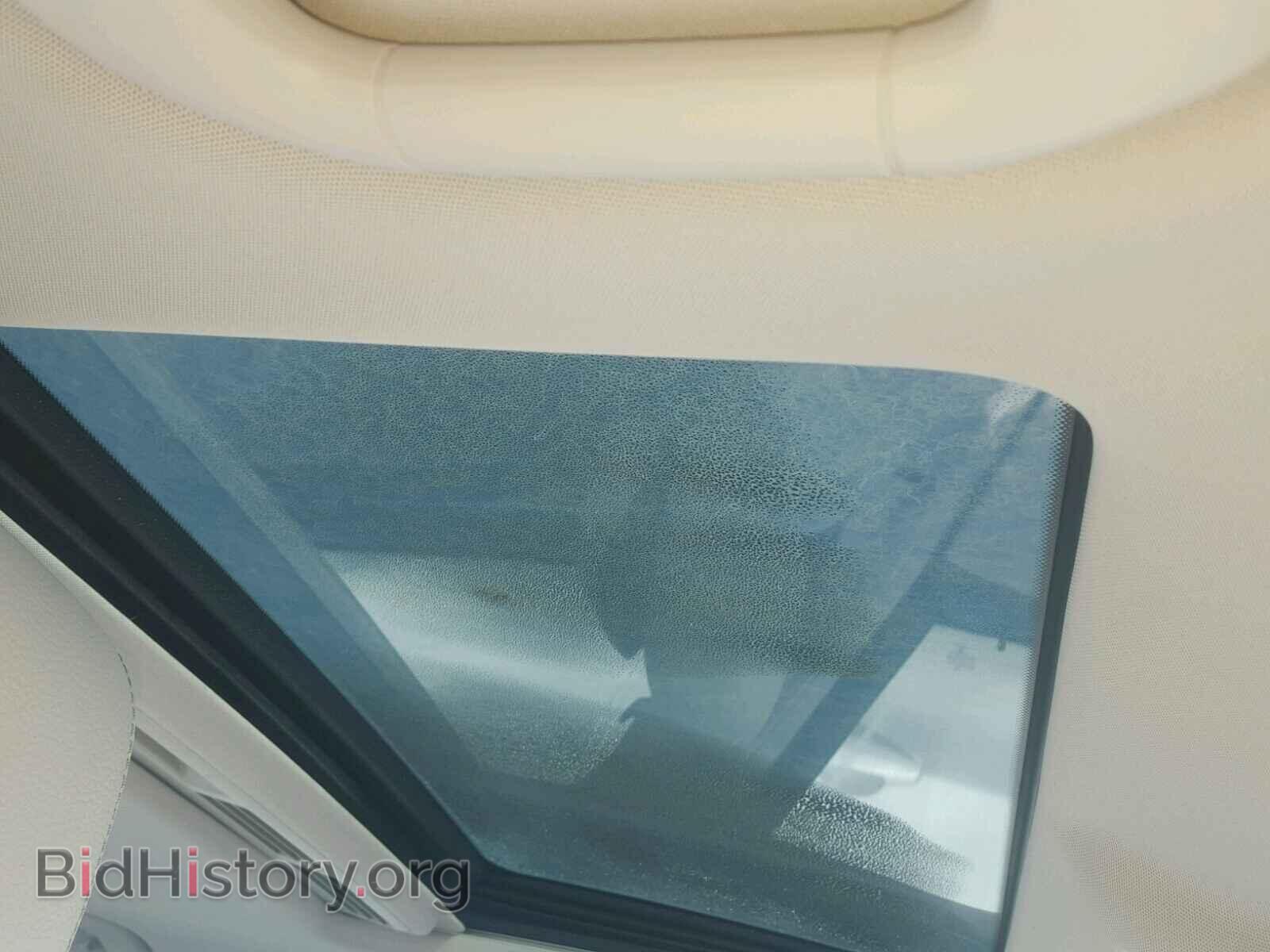 2014 MERCEDES-BENZ E - VIN: WDDHF5KB2EA892479 - Photo 4
