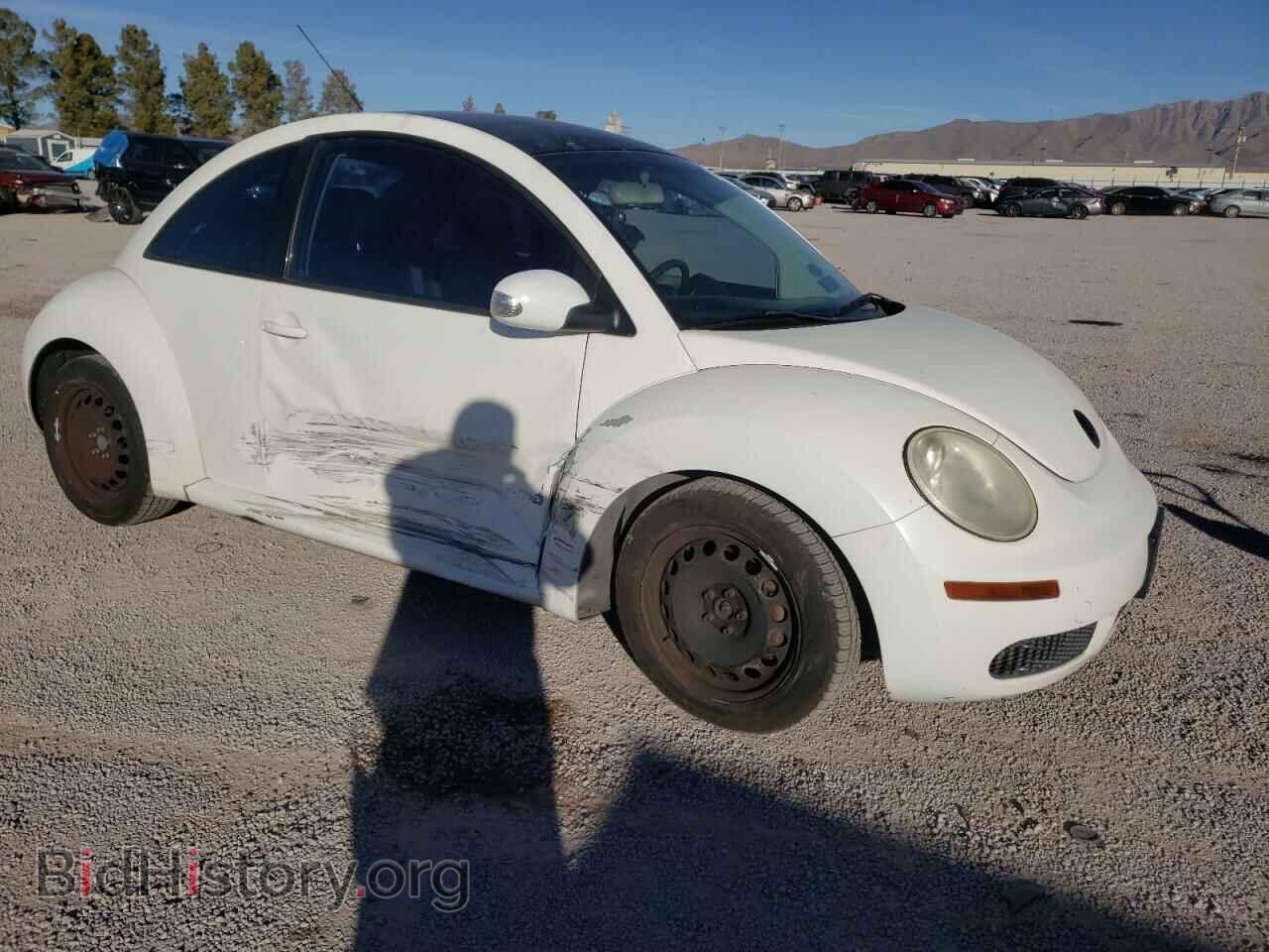 2010 VOLKSWAGEN BEETLE - VIN: 3VWPG3AG6AM011068 - Фото 4