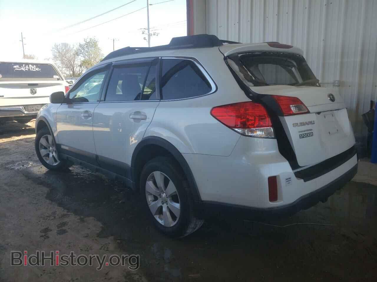 2011 SUBARU OUTBACK - VIN: 4S4BRBGC1B3372826 - Фото 2