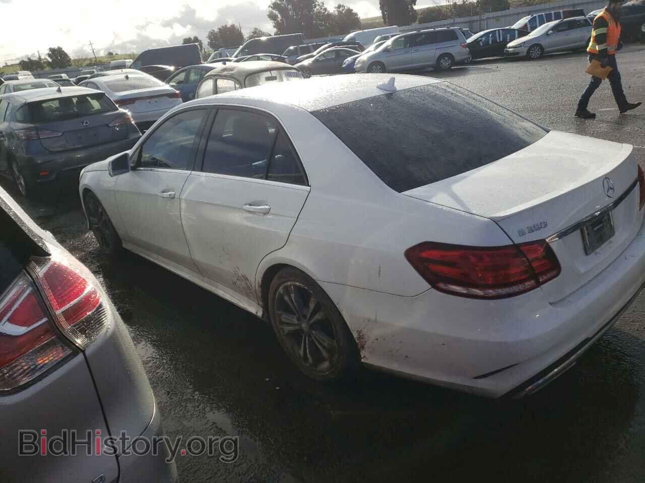 2015 MERCEDES-BENZ E-CLASS - VIN: WDDHF5KB2FB100150 - Фото 2
