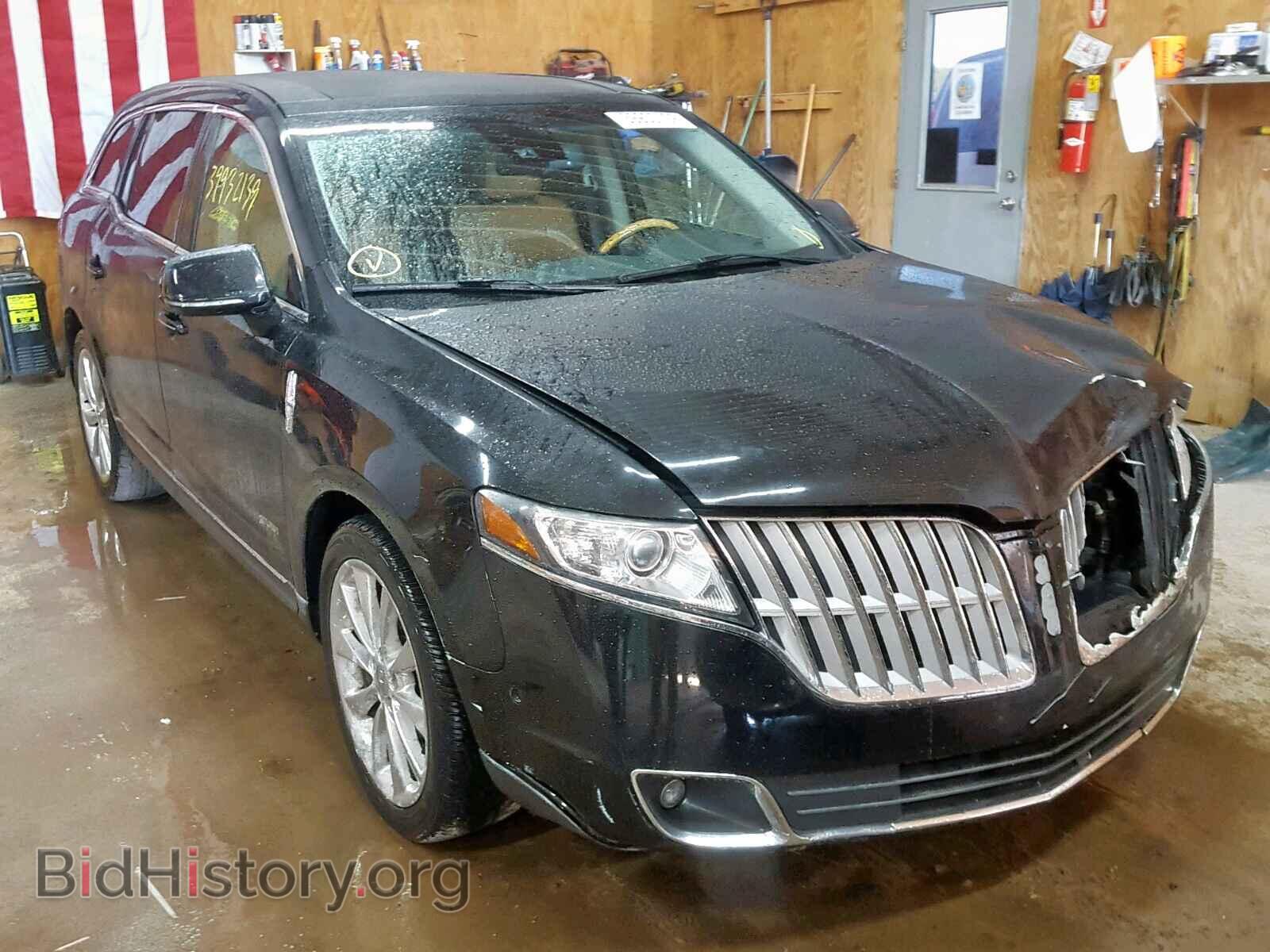 Photo 2LMHJ5AT2ABJ19187 - LINCOLN MKT 2010