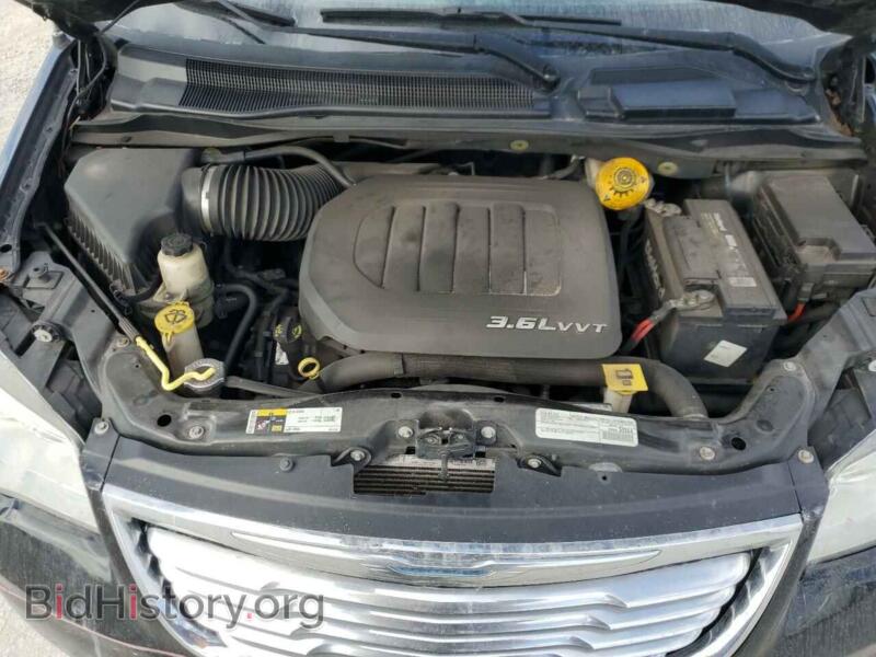 2016 Chrysler MINIVAN (VIN 2C4RC1BG5GR148563) — photo 12 of 14