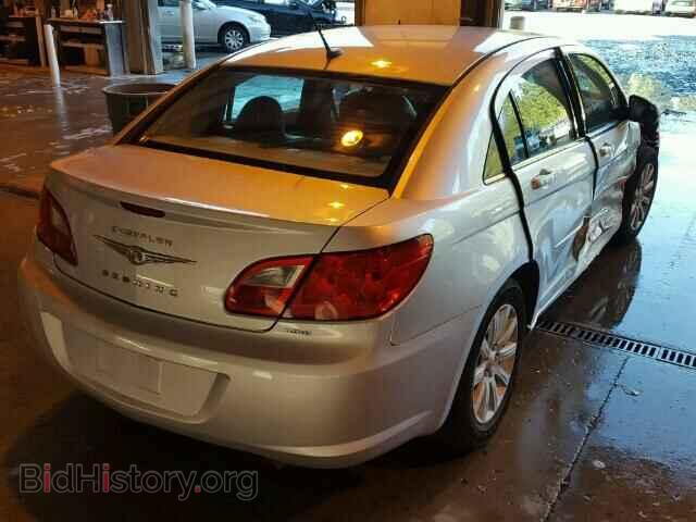 2010 CHRYSLER SEBRING - VIN: 1C3CC5FB3AN147383 - Фото 4