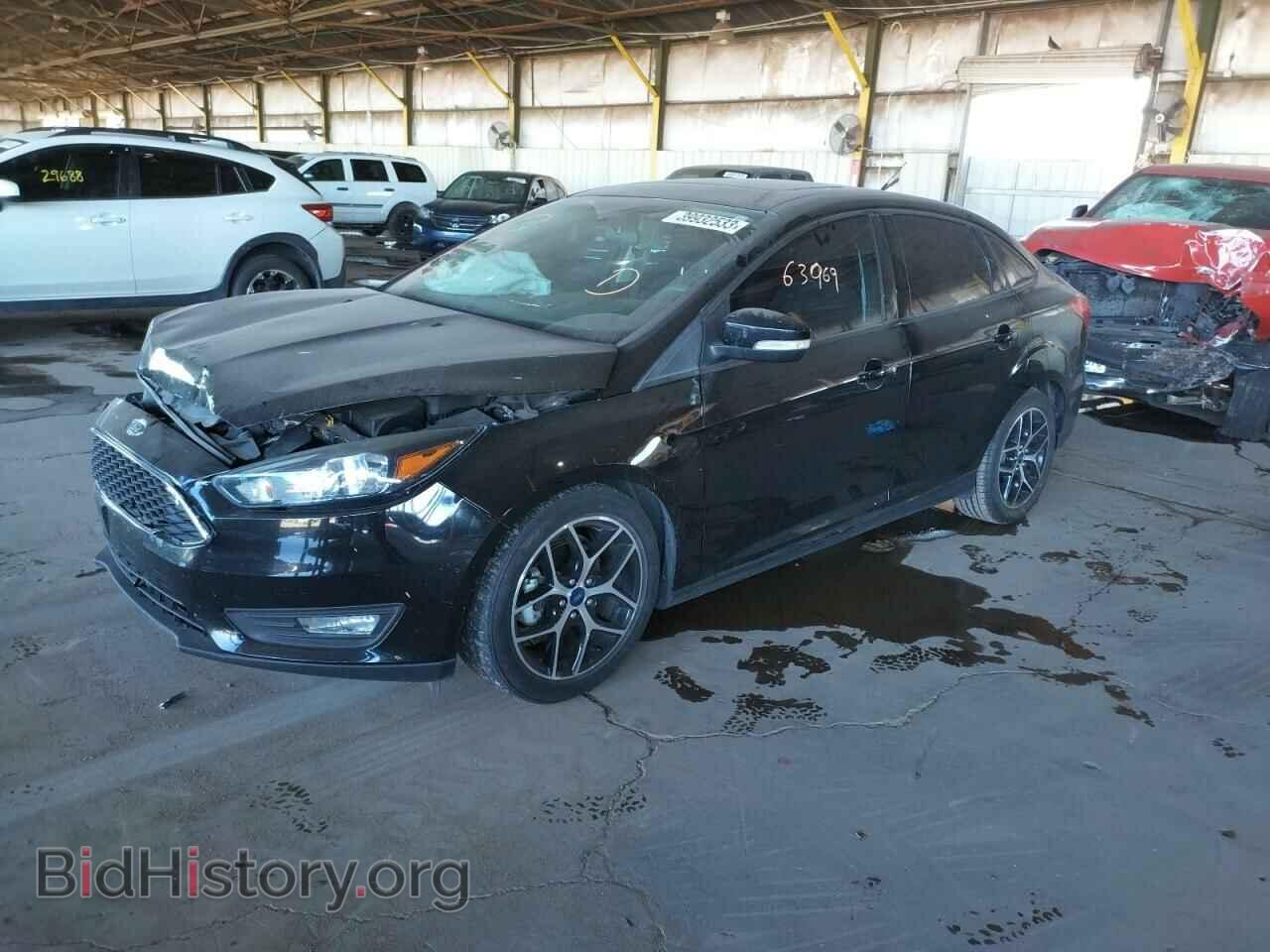Photo 1FADP3H22JL304151 - FORD FOCUS 2018