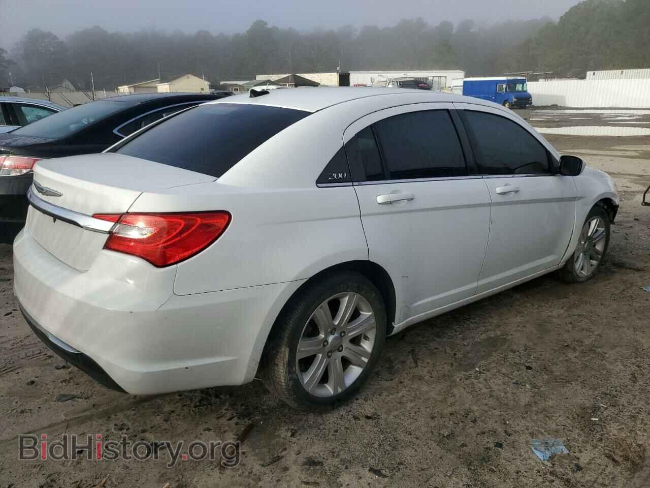 2012 CHRYSLER 200 - VIN: 1C3CCBBB9CN135942 - Фото 3