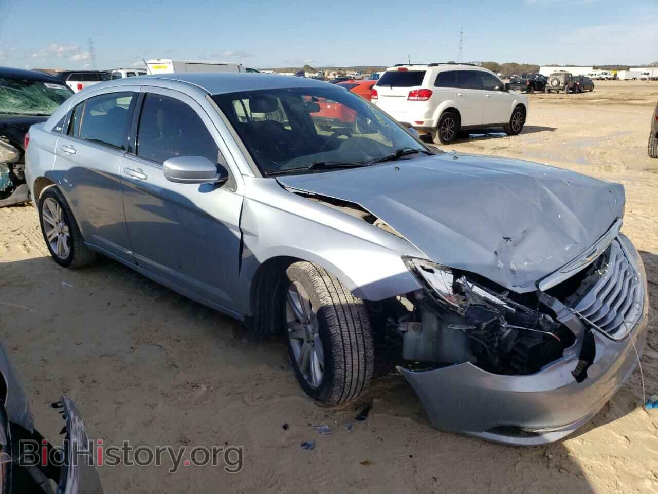 2012 CHRYSLER 200 - VIN: 1C3CCBBB3CN180228 - Фото 4