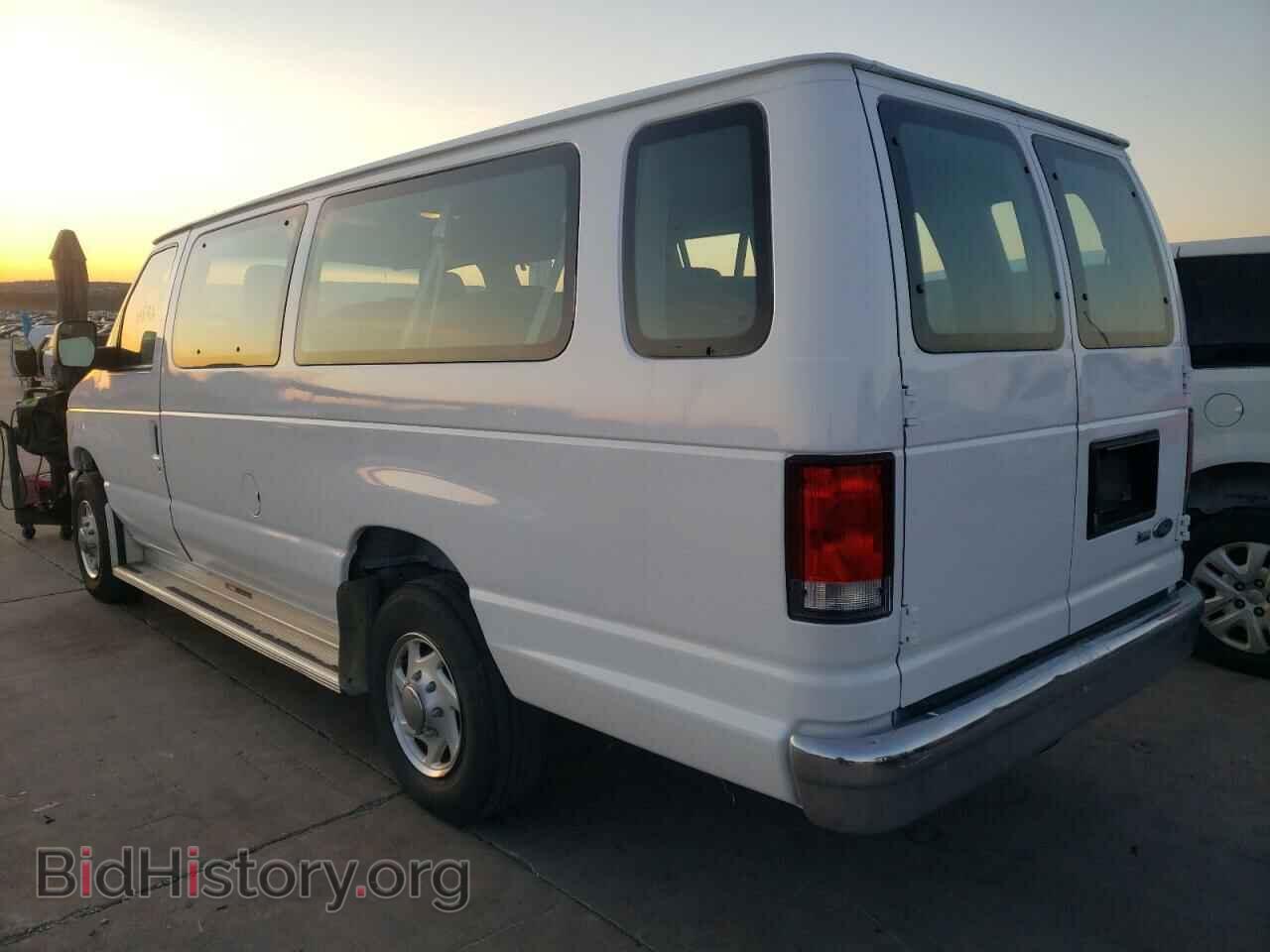 2010 FORD ECONOLINE - VIN: 1FBSS3BL6ADA00756 - Фото 3