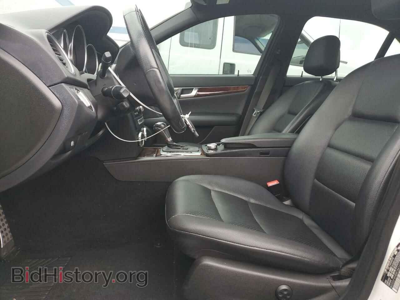 2012 MERCEDES-BENZ C-CLASS - VIN: WDDGF4HB8CA616589 - Фото 7