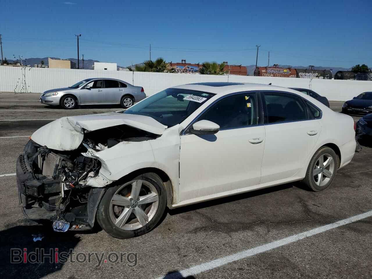 Photo 1VWBP7A31CC052243 - VOLKSWAGEN PASSAT 2012