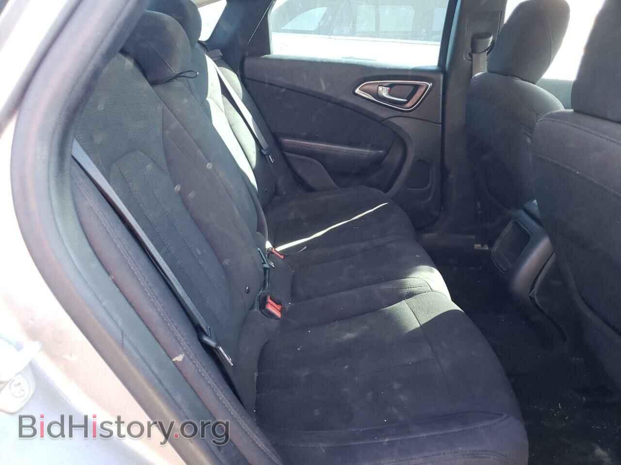 2016 CHRYSLER 200 - VIN: 1C3CCCAB9GN143827 - Фото 10