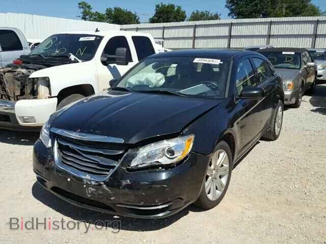 2013 CHRYSLER 200 - VIN: 1C3CCBAB1DN704463 - Фото 2